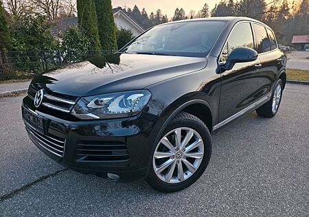 VW Touareg Volkswagen 3.0 V6 TDI BlueMotion Tech TÜV 05/2026