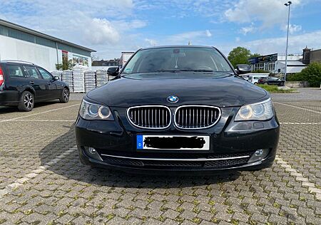BMW 525d -