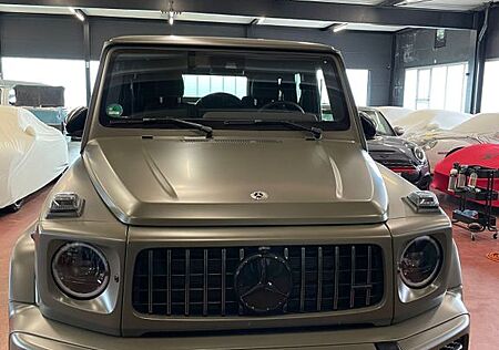 Mercedes-Benz G 63 AMG Mercedes-AMG G 63 Mercedes-AMG
