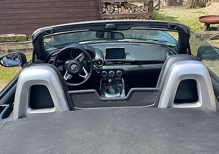 Fiat 124 Spider 1.4 MultiAir Turbo Lusso Lusso