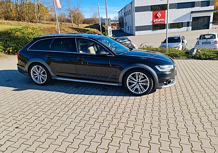 Audi A6 Allroad 3.0 TDI quattro 230kW BOSE , ACC, SHZ