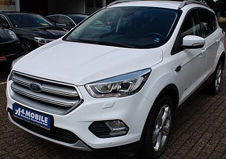 Ford Kuga Titanium schwenkb. AHK Navi PDC Sitzheizung