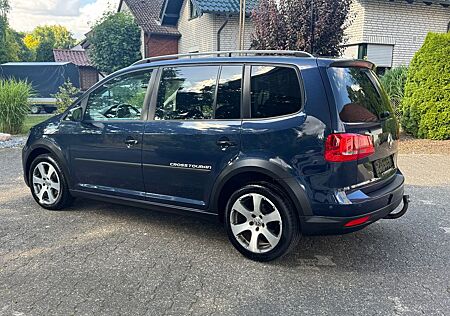 VW Touran Volkswagen CrossTouran*BIXENON*KLIMAUT*7SITZER*SITZH