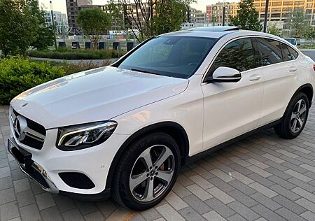 Mercedes-Benz GLC 250 4MATIC Coupé Autom. TopZustand TÜV Neu