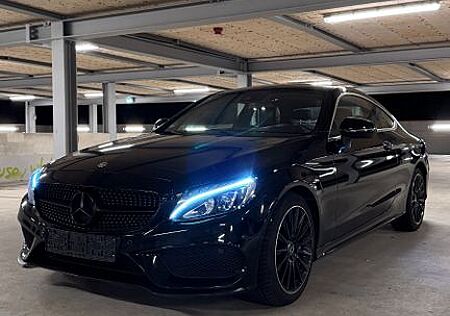Mercedes-Benz C 250 AMG Line Autom. AMG Line