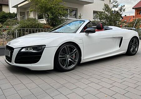 Audi R8 5.2 FSI V10 Spyder Schalter - B&O, Carbon uvm