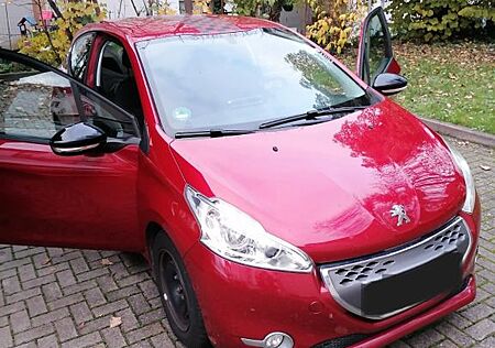 Peugeot 208 1.4 Active e-HDi FAP 68 EGS5 Stop&Start