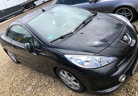 Peugeot 207 CC Roland Garros 150 THP Roland Garros
