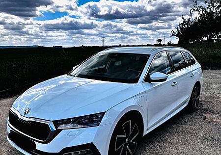 Skoda Octavia Combi 1.4 TSI iV DSG STYLE