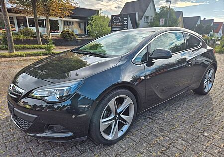Opel Astra J GTC Innovation