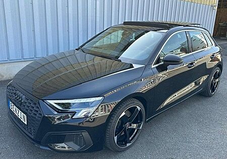 Audi A3 Sportback 35 TFSI / LED / Panorama / AHK