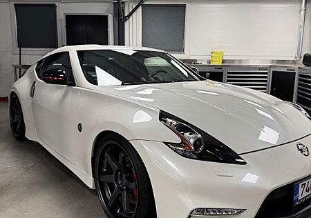 Nissan 370Z NISMO