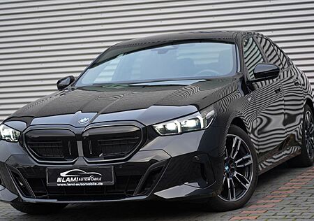 BMW 520d xDrive M Sport HEADUP ICONIC 360 KOMFORT
