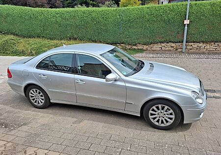 Mercedes-Benz E 200 KOMPRESSOR ELEGANCE Elegance