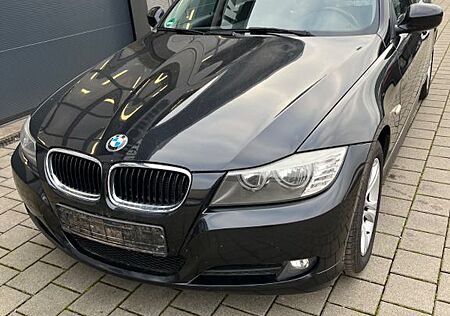 BMW 318d Touring -Navi,Sitzheizung,PDC,Klimaautomati