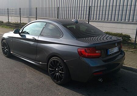 BMW 220d Coupé M-Paket PDC SHZ H/K