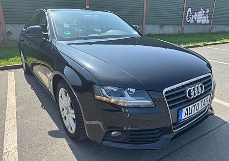 Audi A4 (8K) 1,8 TFSI Lim. Ambiente
