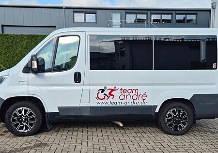 Fiat Ducato Selbstfahrer Rollstuhllift