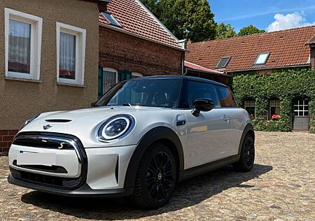 Mini Cooper SE Classic Trim Classic Trim