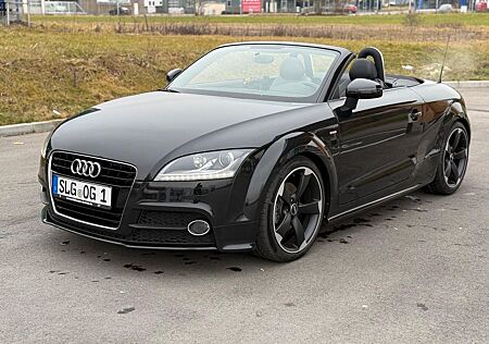 Audi TT Coupe/Roadster S-Line/19Zoll/Sitzheizung