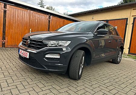 VW T-Roc Volkswagen 1.0 TSI TOP