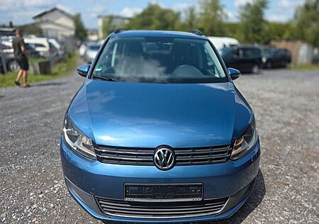 VW Touran Volkswagen Trendline