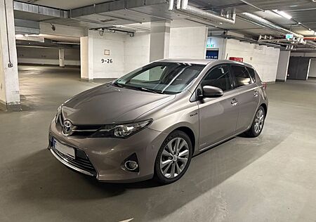 Toyota Auris Edition 1,6-l-Valvematic Multidrive S ...