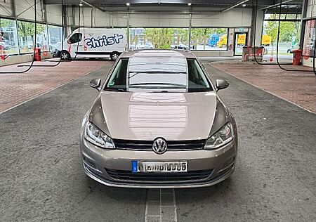 VW Golf Volkswagen 1.2 TSI BMT CUP Sondermodell