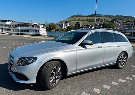 Mercedes-Benz E 200 d T Autom. -