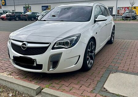 Opel Insignia Sports Tourer OPC 2.8 V6 Turbo 4x4