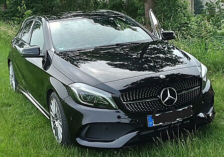Mercedes-Benz A 180 AMG Line AMG Line