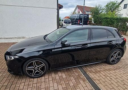 Mercedes-Benz A 200 AMG LINE W 177