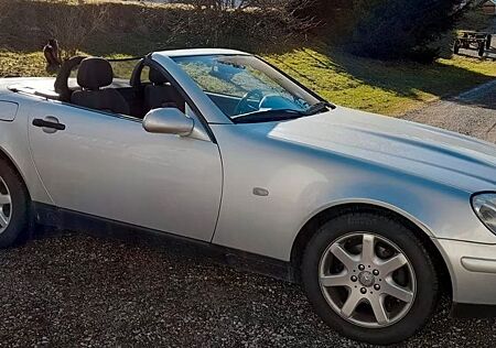 Mercedes-Benz SLK 200 -