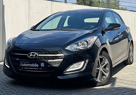Hyundai i30 YES! Diesel/Klimaauto/Navi/Lenkradhzg/1.Hand