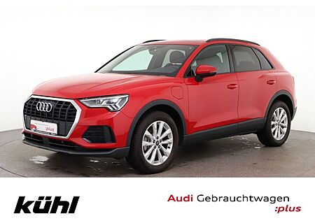 Audi Q3 45 eTFSI S tronic S line Pano 18" Kamera Navi
