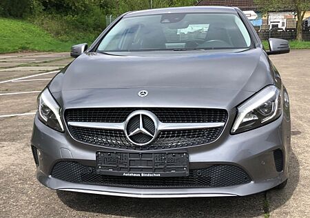 Mercedes-Benz A 200 CDI / d Urban LED+Automatik+Kamera