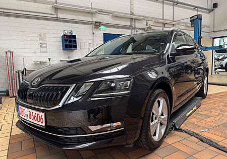 Skoda Octavia Combi Style 2,0 TDI DSG LED-Smart Link-
