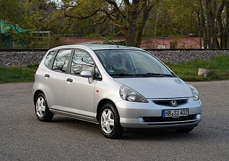 Honda Jazz 1.4 Automatik, 83 PS, 45.000 km TÜV 09/2027