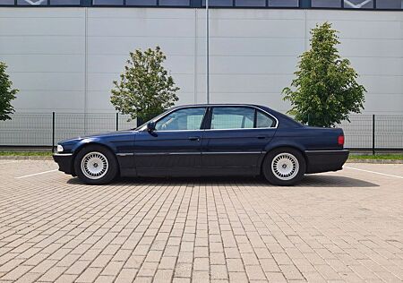 BMW 750iL LONG
