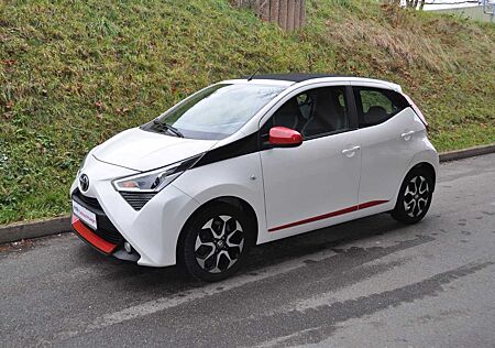 Toyota Aygo (X) Aygo 5-Türer x-sky