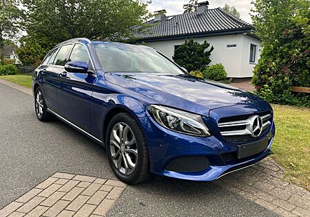 Mercedes-Benz C 220 C 220d Kombi AMG Line Autom. AMG Line