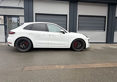 Porsche Macan GTS