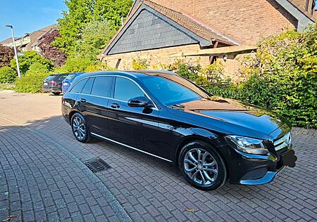 Mercedes-Benz C 220 d Avangarde 2 Hand Unfallfrei