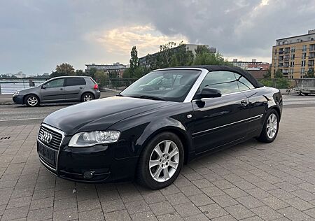 Audi A4 2.7 TDI Cabriolet - Voll-Leder, Bose,