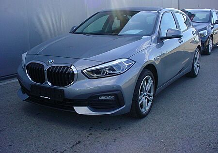 BMW 118i *NAVI*DAB*KAMERA*LED****