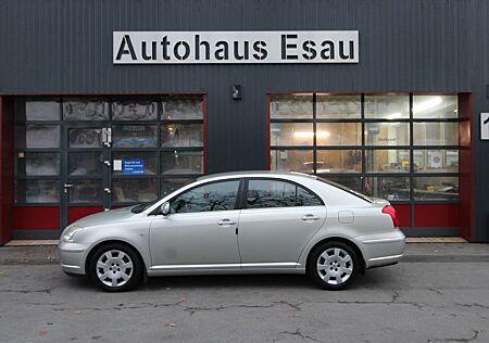 Toyota Avensis 1.8 Liftback 1 Hand Kamera Navi