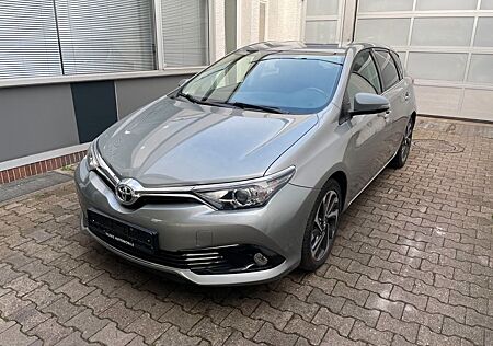 Toyota Auris Design Edition *KAMERA*AUTOMATIK*TEMPOMAT*