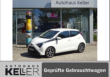 Toyota Aygo (X) -play