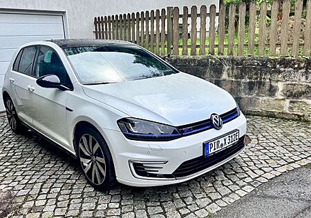 VW Golf Volkswagen 1.4 TSI DSG GTE GTE
