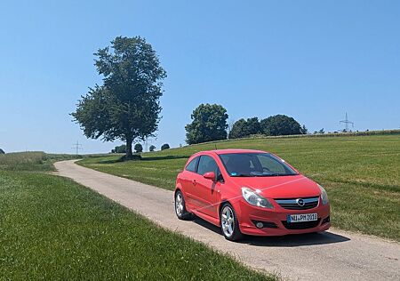 Opel Corsa 1.6 Turbo GSi 205 PS